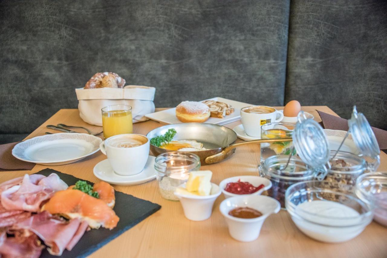 Apparthotel Feldhof - Living And Bistro ノーヴァ・ポネンテ エクステリア 写真