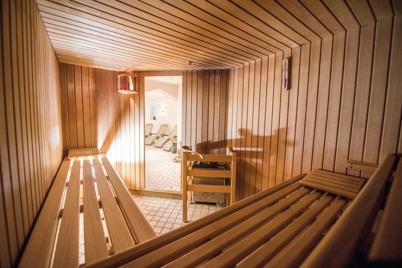 Apparthotel Feldhof - Living And Bistro ノーヴァ・ポネンテ エクステリア 写真