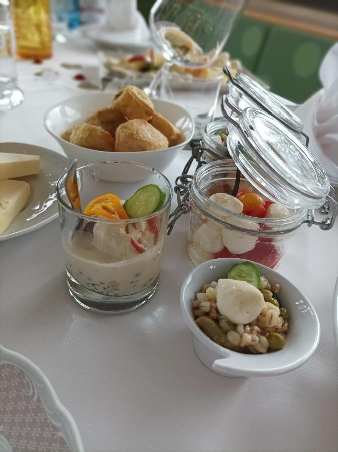 Apparthotel Feldhof - Living And Bistro ノーヴァ・ポネンテ エクステリア 写真